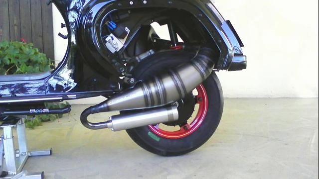 MGL vesparacing Marmitta Quattrini M3 200 gtr смотреть онлайн