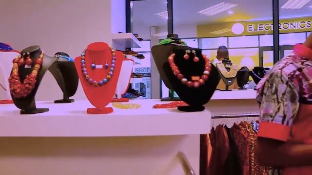 kwadwo nkansah lil wen official visit African product shop at Kumasi city mall смотреть онлайн