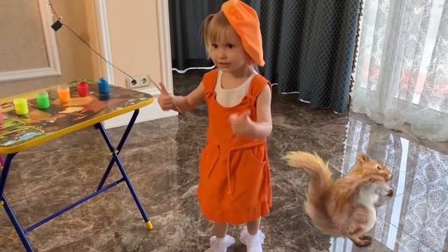 МИЛЕНА надевает разноцветные ПЛАТЬЯ!  Kids dress