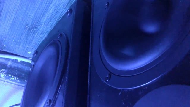 Yamaha bookshelf on bass смотреть онлайн