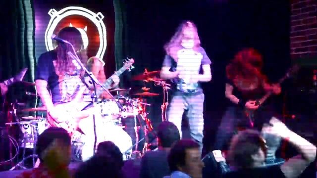 Pantera - Slaughtered смотреть онлайн