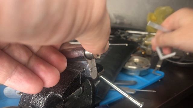 Вскрытие цилиндра abus d6. Перфо профиль 6 пинов смотреть онлайн