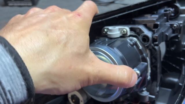 Kia Optima GT afls - ремонт фар, замена линз, диодные Expression смотреть онлайн