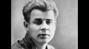 Снова пьют здесь, дерутся и плачут