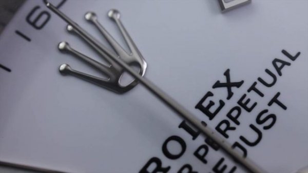 Rolex Datejust 41 126300 White Dial Unboxing & Presentation