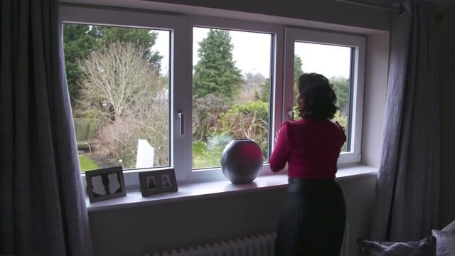 Saira Khan explains why she chose Internorm Windows and Doors смотреть онлайн