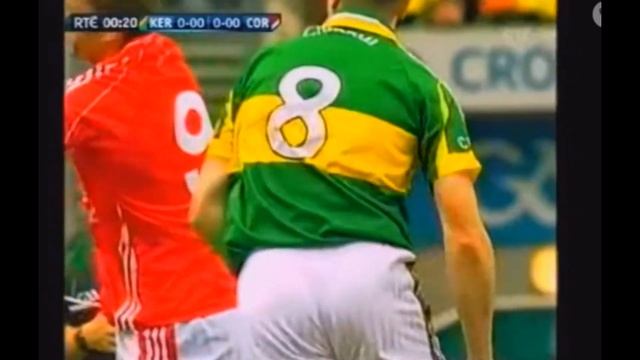 TADHG KENNELLY TAKES NICHOLAS MURPHY OUT RIGHT AT THROW-IN - KERRY V CORK 2009 ALL IRELAND FINAL GA смотреть онлайн
