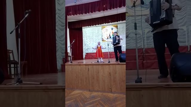 Лисицина Ева "Балалаечка играет, Балалаечка поёт"Народная .Аккомпаниатор -Тагиев Самир Эльдар оглы. смотреть онлайн
