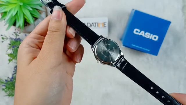 Casio General Blue Dial Black Leather смотреть онлайн