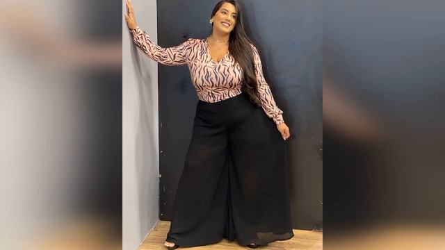 Lice Farias - Wiki Biography,age,weight,relationships,net worth - Curvy model plus size смотреть онлайн