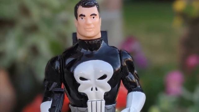 Who do you want to see in next Marvel retro 3.75 wave? смотреть онлайн