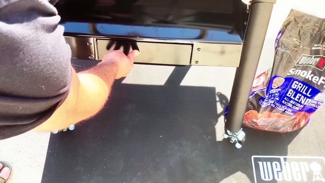 Barbecue a pellets weber Smokefire en détail смотреть онлайн