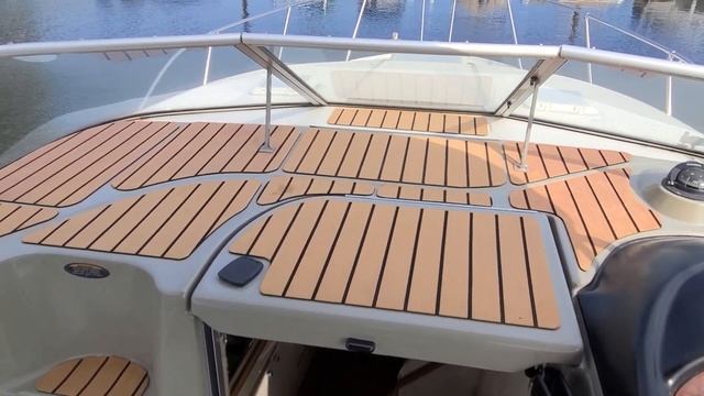 Bayliner 2855 Ciera, 1998, Walk Around