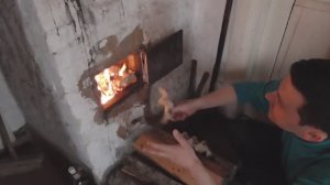 ОХОТНИЧИЙ ДОМИК! КАК ПРАВИЛЬНО И БЕЗОПАСНО ТОПИТЬ ПЕЧЬ ГОЛЛАНДКА!