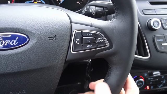 2015 Форд Фокус Универсал SYNC Edition 1.6 PowerShift смотреть онлайн