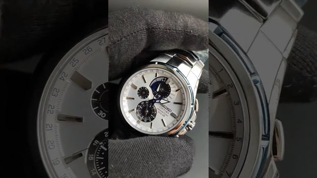 Часы Seiko Coutura SSC787 смотреть онлайн
