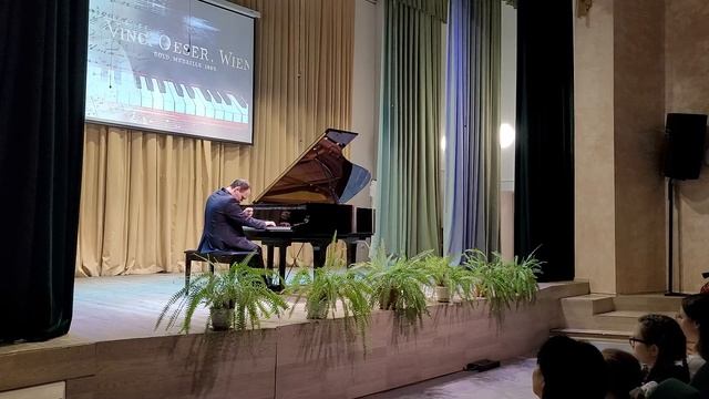 F. Liszt – Hungarian Rhapsody No.2 / Ф. Лист – Венгерская рапсодия №2 смотреть онлайн