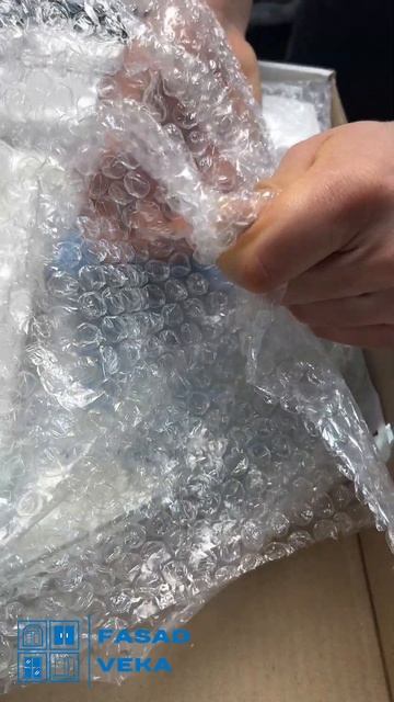 ВЫ БОЛЬШЕ НЕ УСЛЫШИТЕ ШУМ УЛИЦЫ, если поставите эти окна | Распаковка образца от VEKA #shorts смотреть онлайн