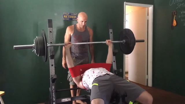 Bench press Mark Bell Slingshot смотреть онлайн