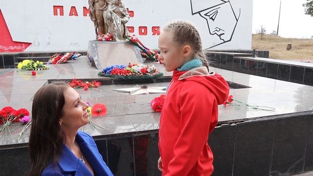 Боевые ордена, нам принесшие победу. ... смотреть онлайн