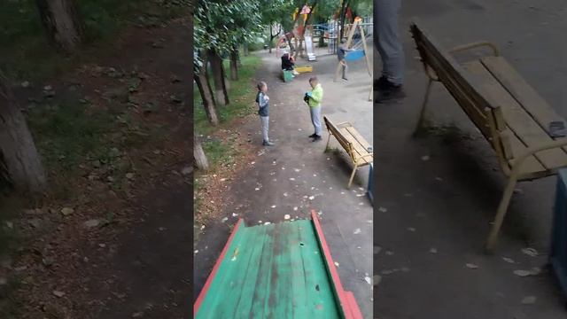 Укажите названия.Если вы хотите упомянуть другого автора,то введите символ "@" смотреть онлайн