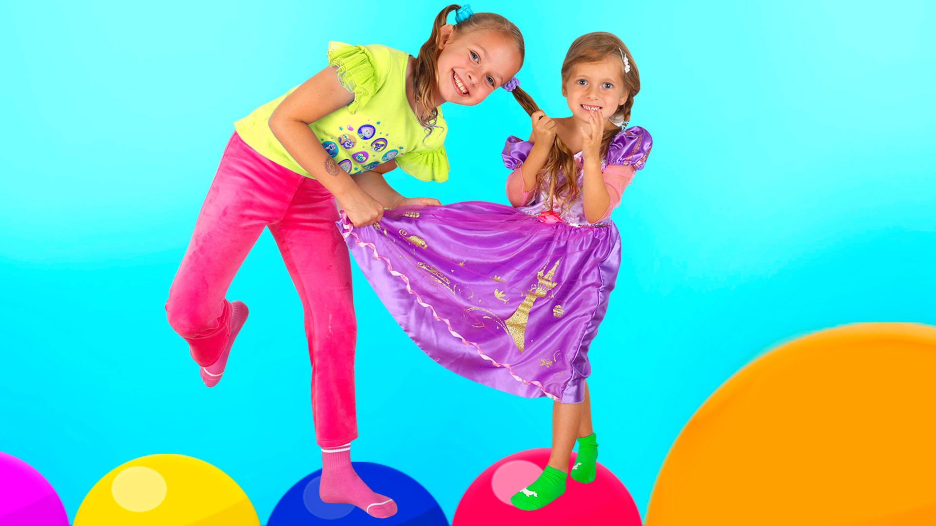 Веселая игровая песенка | Детские стишки и Детские песенки с Майей и Машей +Детские веселые сборники смотреть онлайн