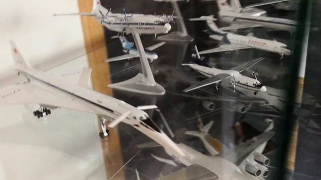 Airlines Collection in scale 1/200 part 2 смотреть онлайн