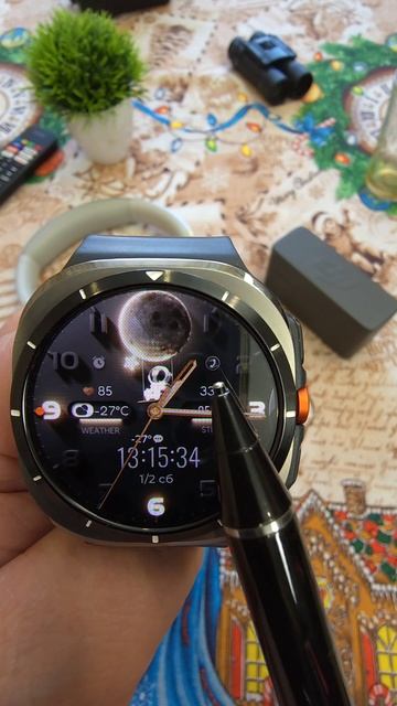 Лунатик на WearOS смотреть онлайн