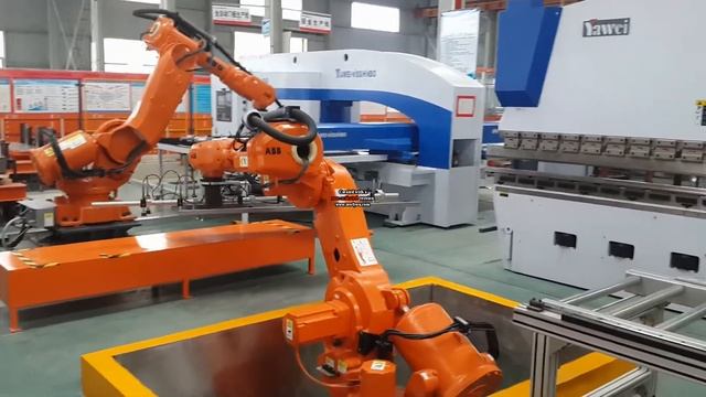 YAWEI Automation_机器人压平双折边 смотреть онлайн