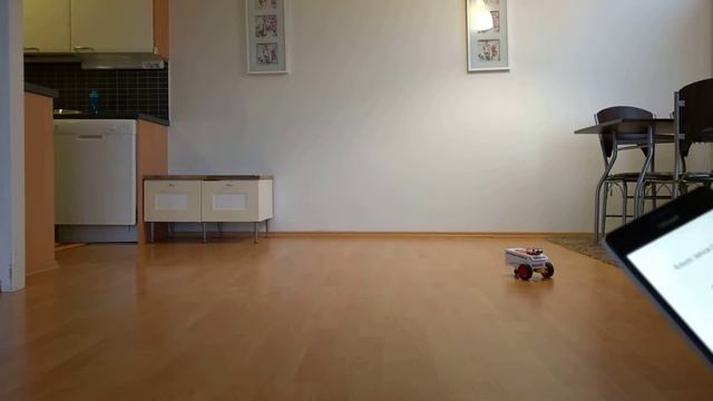 Raspberry Pi powered Robotic Vehicle Controlled via Microsoft Azure смотреть онлайн