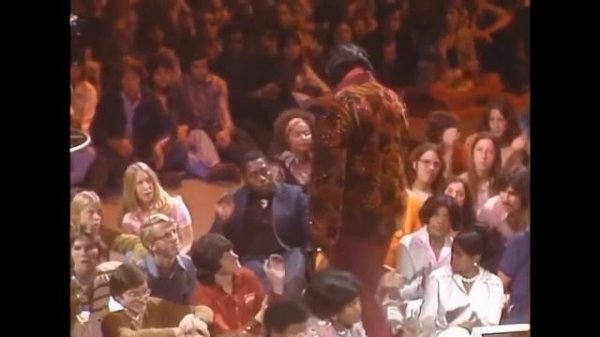 BARRY WHITE - “Never, Never Gonna Give You Up” SOUL on LIVE TV!