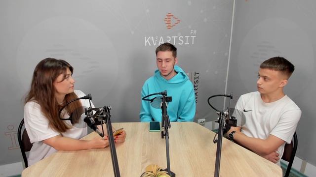 Віртуальна реальність у VRoom. Запрошують адміністратори Артем і Даниїл. смотреть онлайн