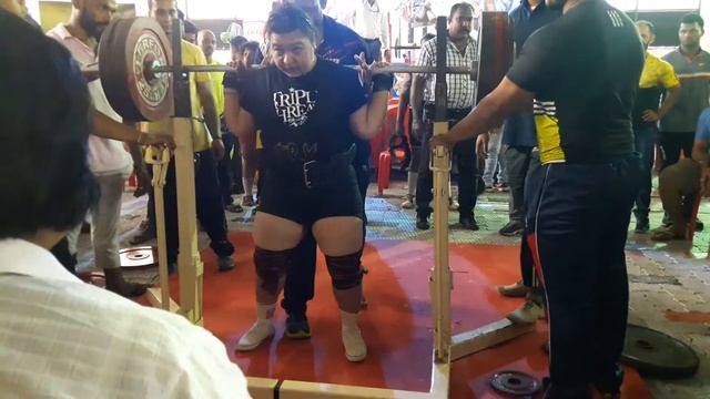 Preeti Temghare... 255 kg Squat... National Record In 84 Kg Group... India. смотреть онлайн