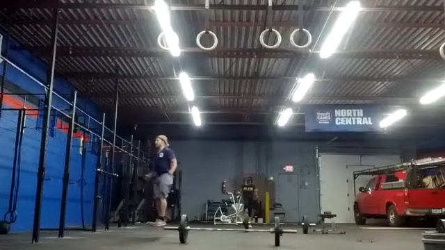 August 13, 2013 5 sets, 5 overhead squats, 50 DU, 5 MU, rest to work смотреть онлайн