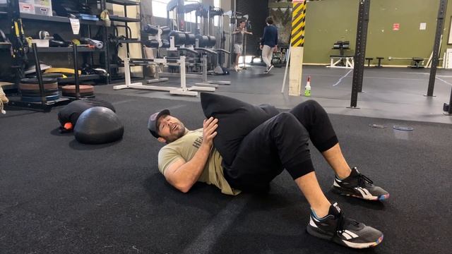 Sandbag Floor Press смотреть онлайн