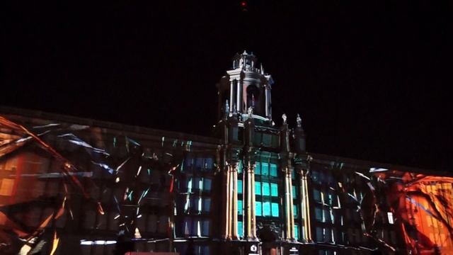 Световое 3D-шоу. Здание Администрации Екатеринбурга (16.08.23) смотреть онлайн