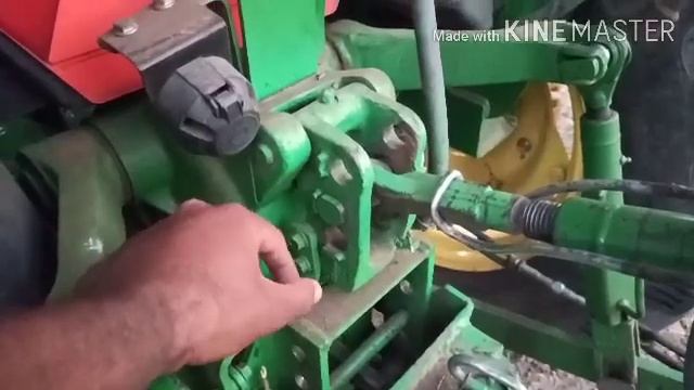 3 sensing points use in Jhon Deere 5050 D смотреть онлайн