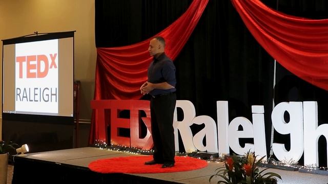 The View From 30,000 Feet-3 rules pilots use to survive | Shiraz Dalal | TEDxRaleigh смотреть онлайн
