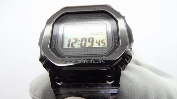 CASIO G-SHOCK GMW-B5000EH-1 Unboxing