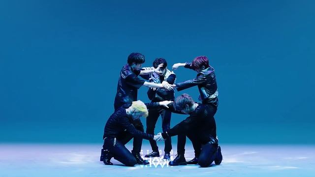 (Full Focused) TXT (투모로우바이투게더) '동물원을 빠져나온 퓨마(PUMA)' 4K | [BE ORIGINAL]