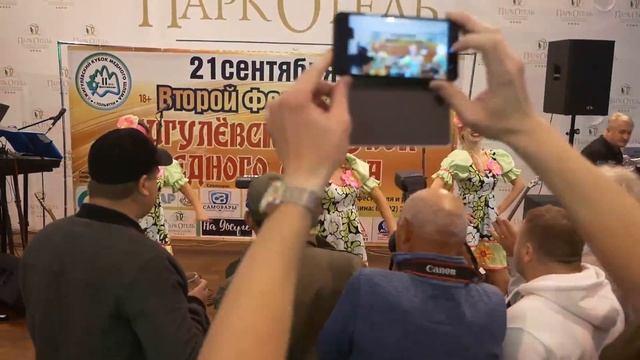 ДЕГУСТАЦИЯ У ГЛАВНОГО СТОЛА НА ФЕСТИВАЛЕ В ТОЛЬЯТТИ