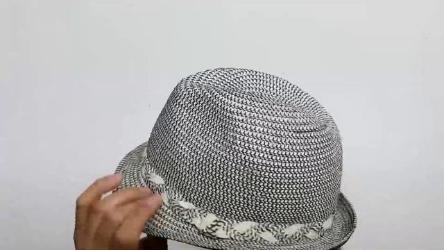 Мешок № 2902. Шляпы Соломенные микс, Винтаж. Арт 3099. Вес 14,3 кг. Кол-во 151 шт. смотреть онлайн