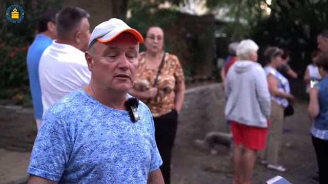 ЖЭУ препятствует проекту "Уютный дворик" / Встреча с жителями улиц Шума, 1 Мая и Данченко смотреть онлайн