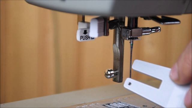 How To Change A Sewing Machine Needle Singer Heavy Duty смотреть онлайн
