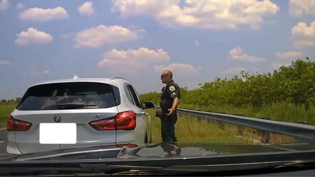 Unlicensed Teen Clocked At 115 MPH In BMW X1 Packed With 7 People смотреть онлайн