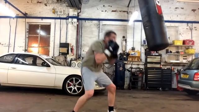 14oz gloves, heavy bag ! Dec 2015 смотреть онлайн