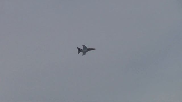 Ready2Fly Yak-130 + JetCat P-20 смотреть онлайн