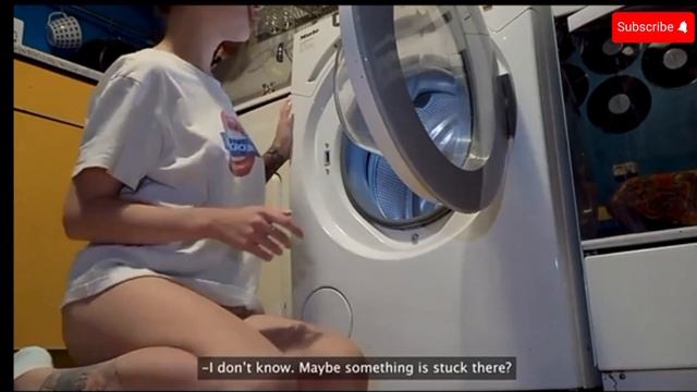 Сводная сестра застряла в машинке а он... Продолжение в профиле смотреть онлайн