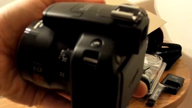 Unboxing of Super Zoom Kit Canon Powershot Camera,Tripod & Bag смотреть онлайн