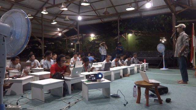 Solo Touring dengan Honda New MegaPro Balikpapan Bontang PP 460 km смотреть онлайн